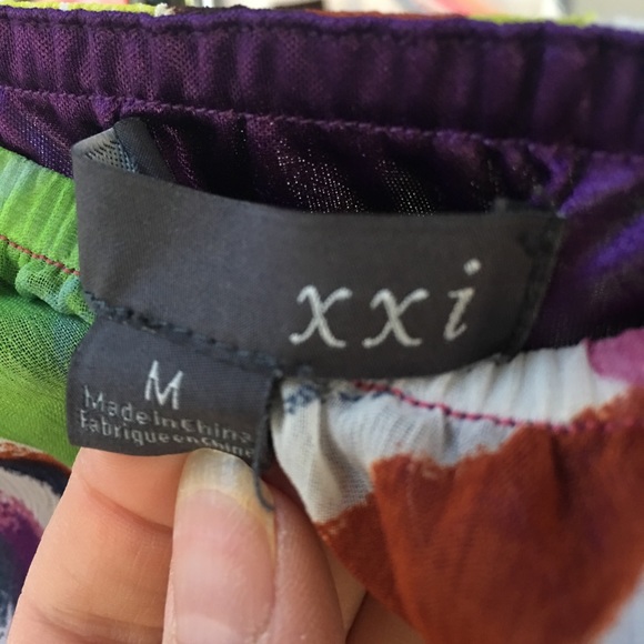 Floral Strapless Dress - Picture 6 of 7